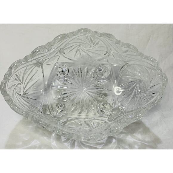 Vintage Candy Holder Sawtooth Crystal 7" Oval Diamond Cut Pinwheel Glass W/ Feet - Picture 6 of 8